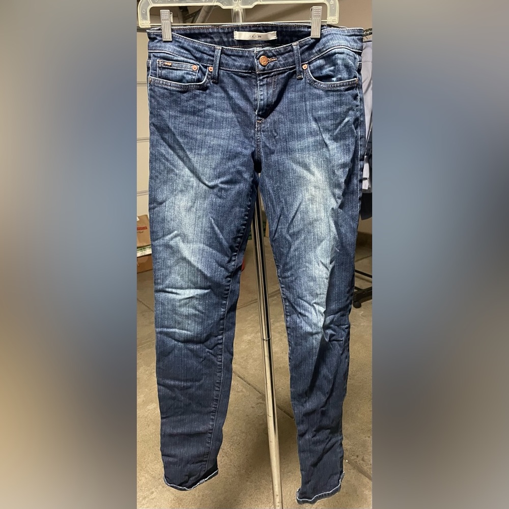 Women’s Joe’s Chelsea Jeans Size 28